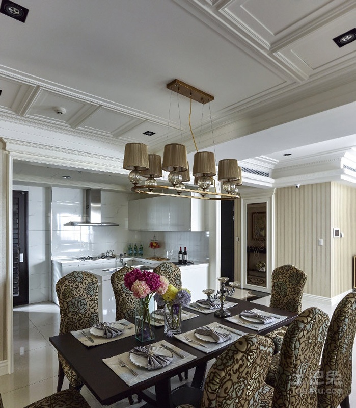 内敛质韵新古典宅