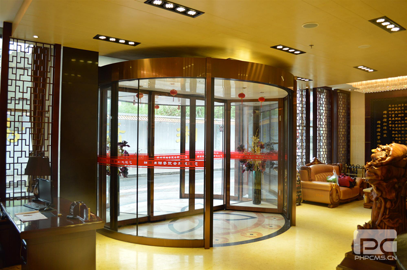 锦绣潇湘餐饮会所两翼自动旋转门